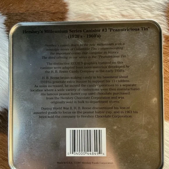 ￼VINTAGE!! REESIE‘S METAL TINS ONE IS FROM 1994 AND THE OTHER IS FROM 1997 USA￼￼ - Picture 5 of 6
